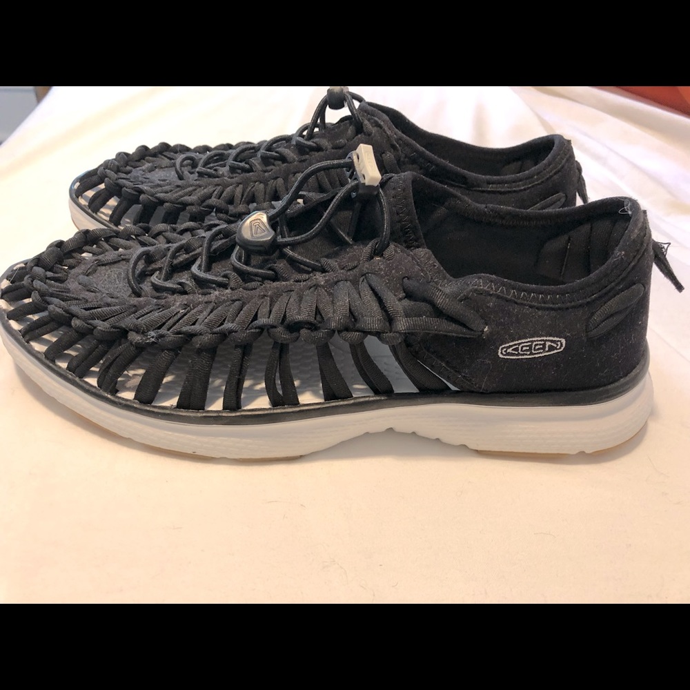 Keen NWOT or box. Rope sneaker/sandals.